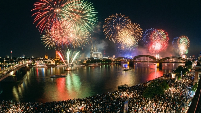Kölner Lichter 2027: Feuerwerk und Musik auf dem Rhein